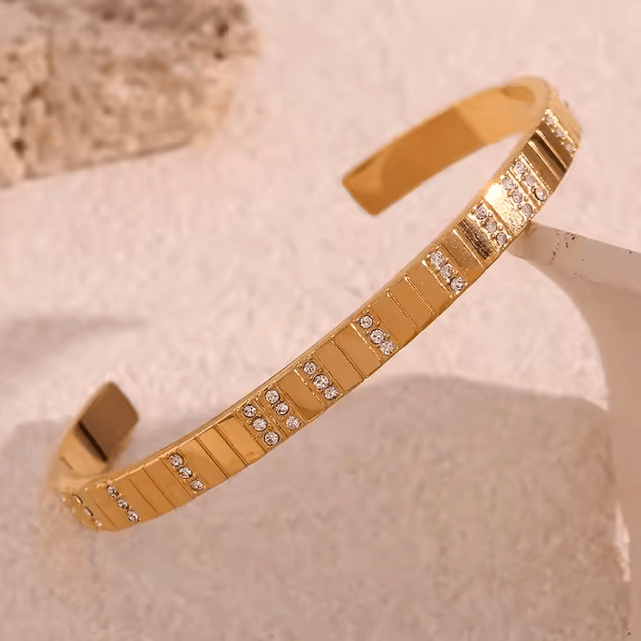 Golden Cuff Bracelet - Los Jewels