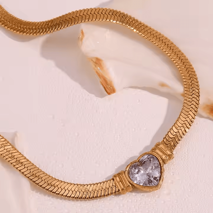 Boldy Zircon Heart Necklace - Los Jewels
