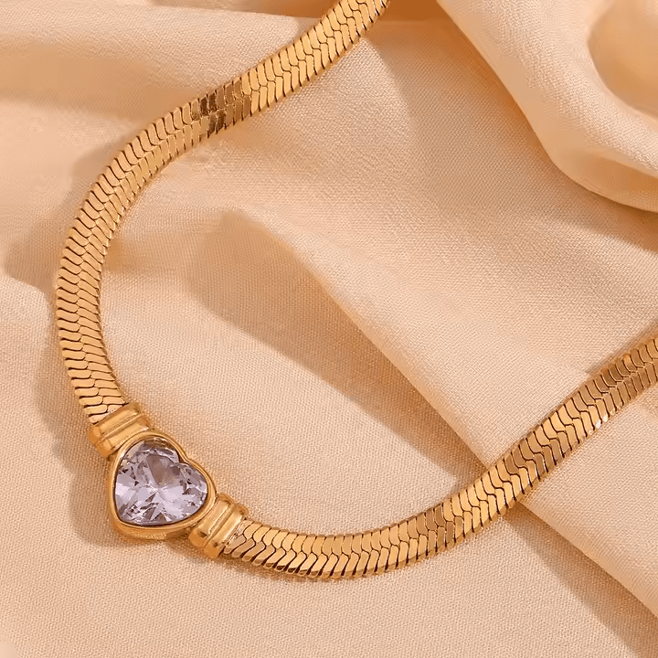 Boldy Zircon Heart Necklace - Los Jewels